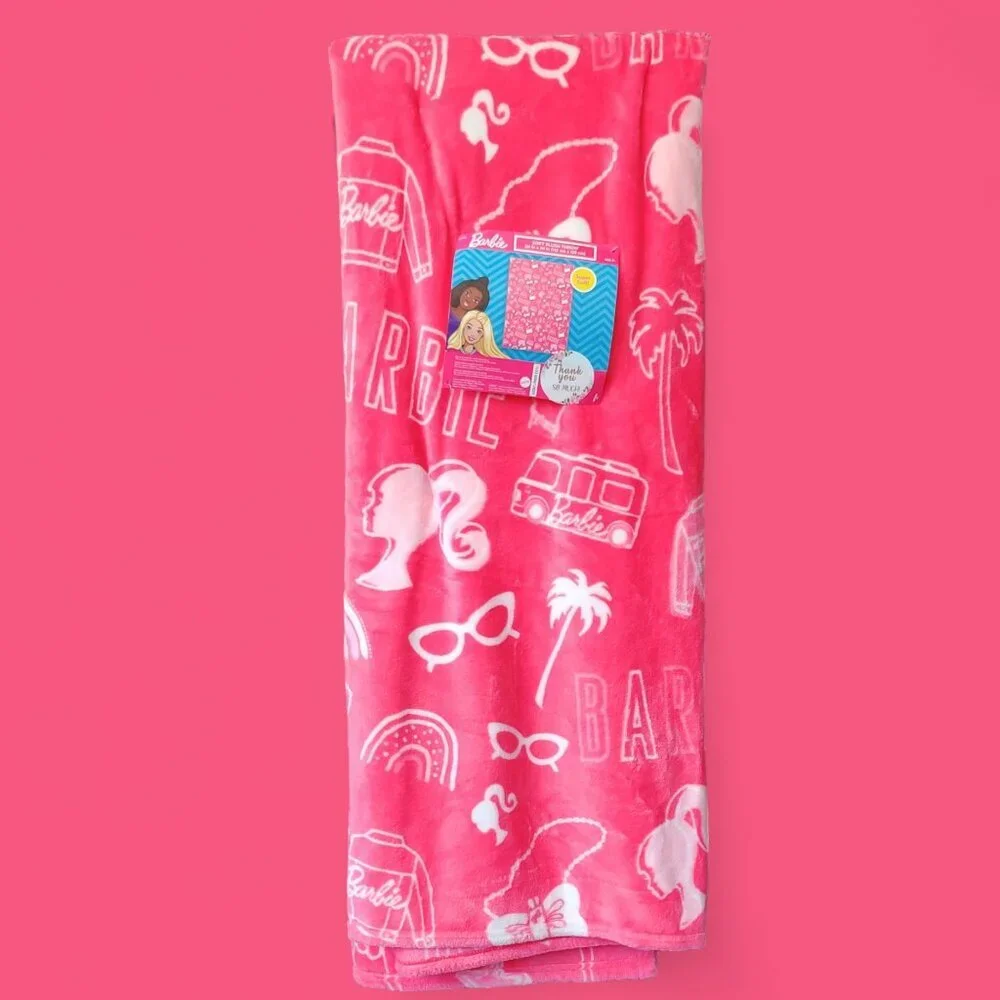NWT - BARBIE SOFT PLUSH THROW